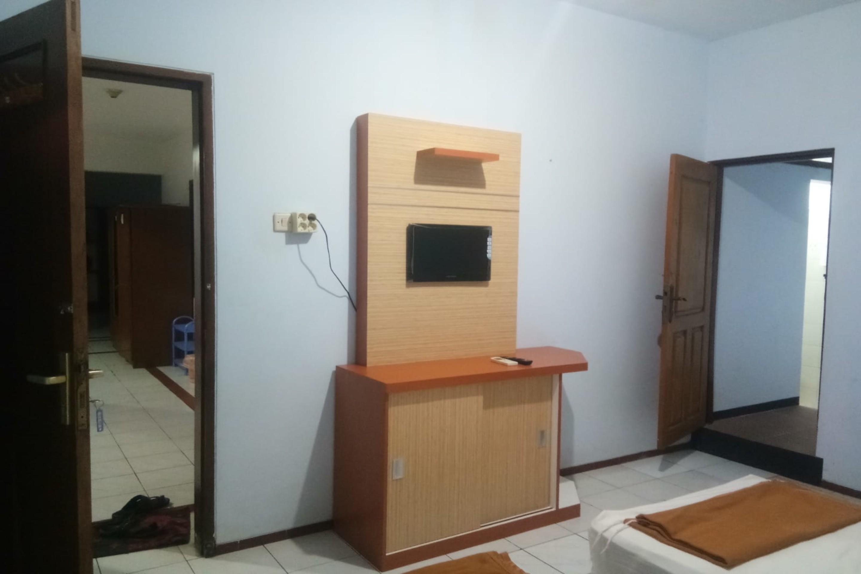Oyo 2240 Simpang Tujuh Residence Kudus Екстериор снимка