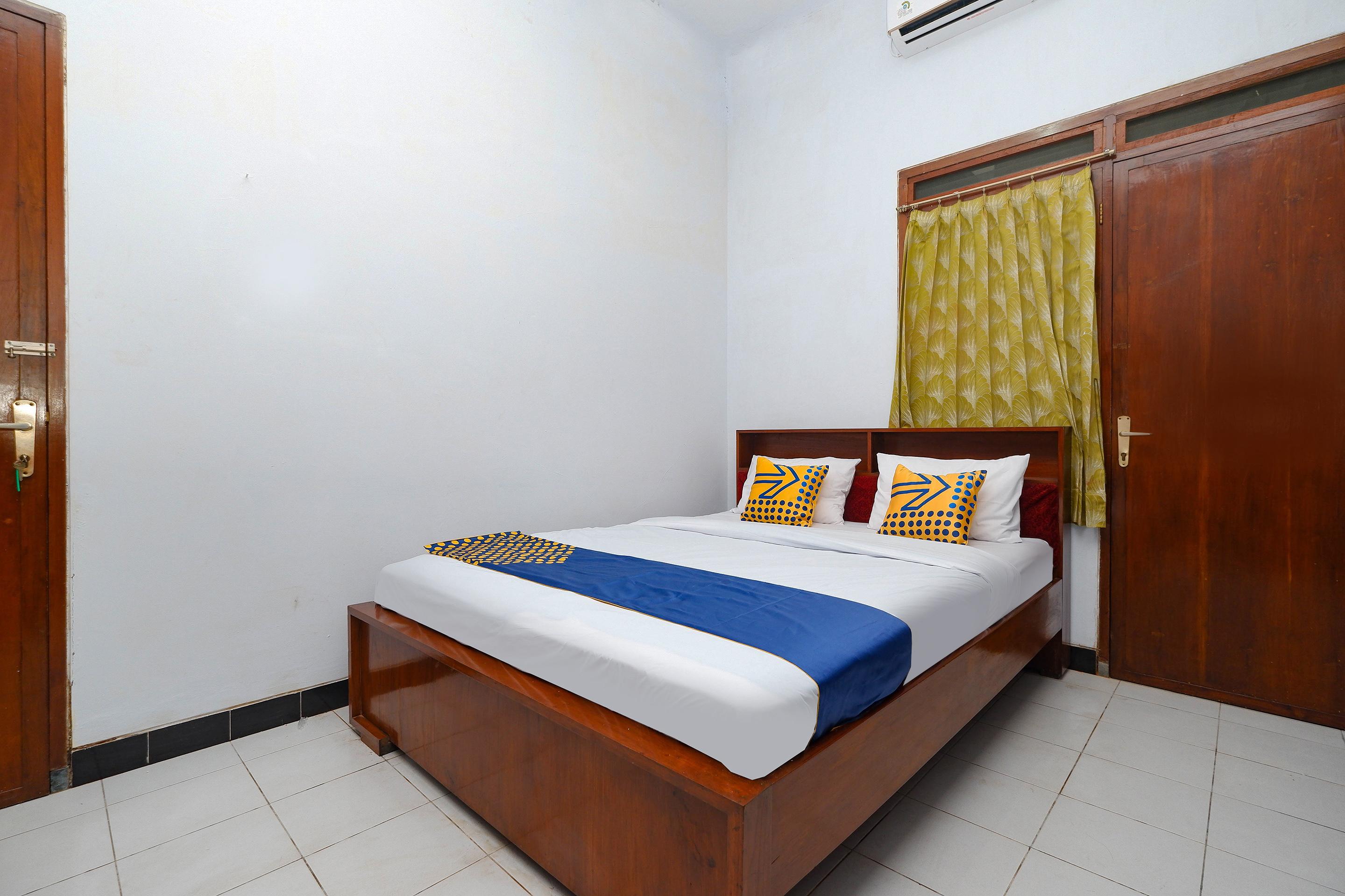 Oyo 2240 Simpang Tujuh Residence Kudus Екстериор снимка