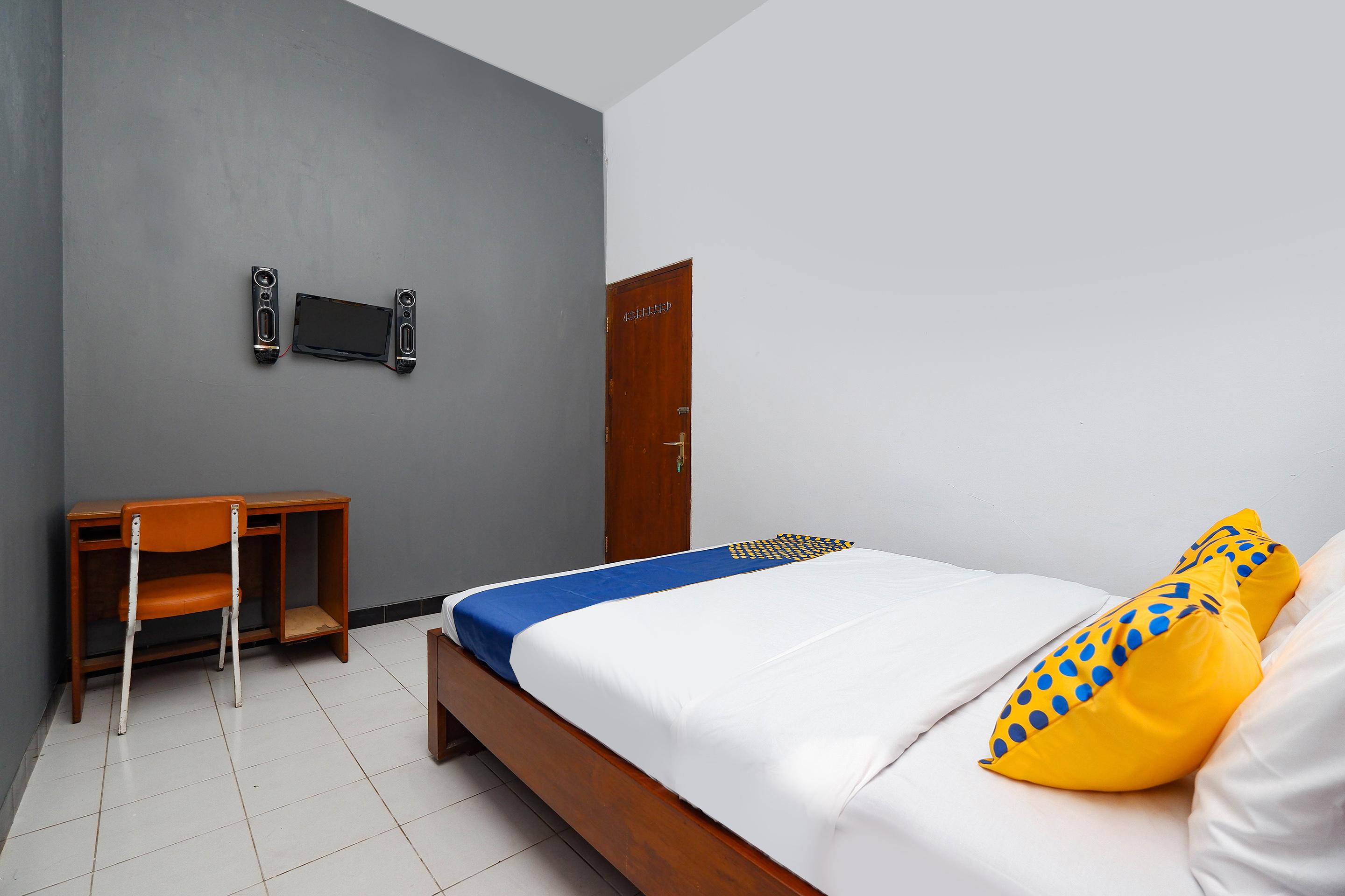 Oyo 2240 Simpang Tujuh Residence Kudus Екстериор снимка