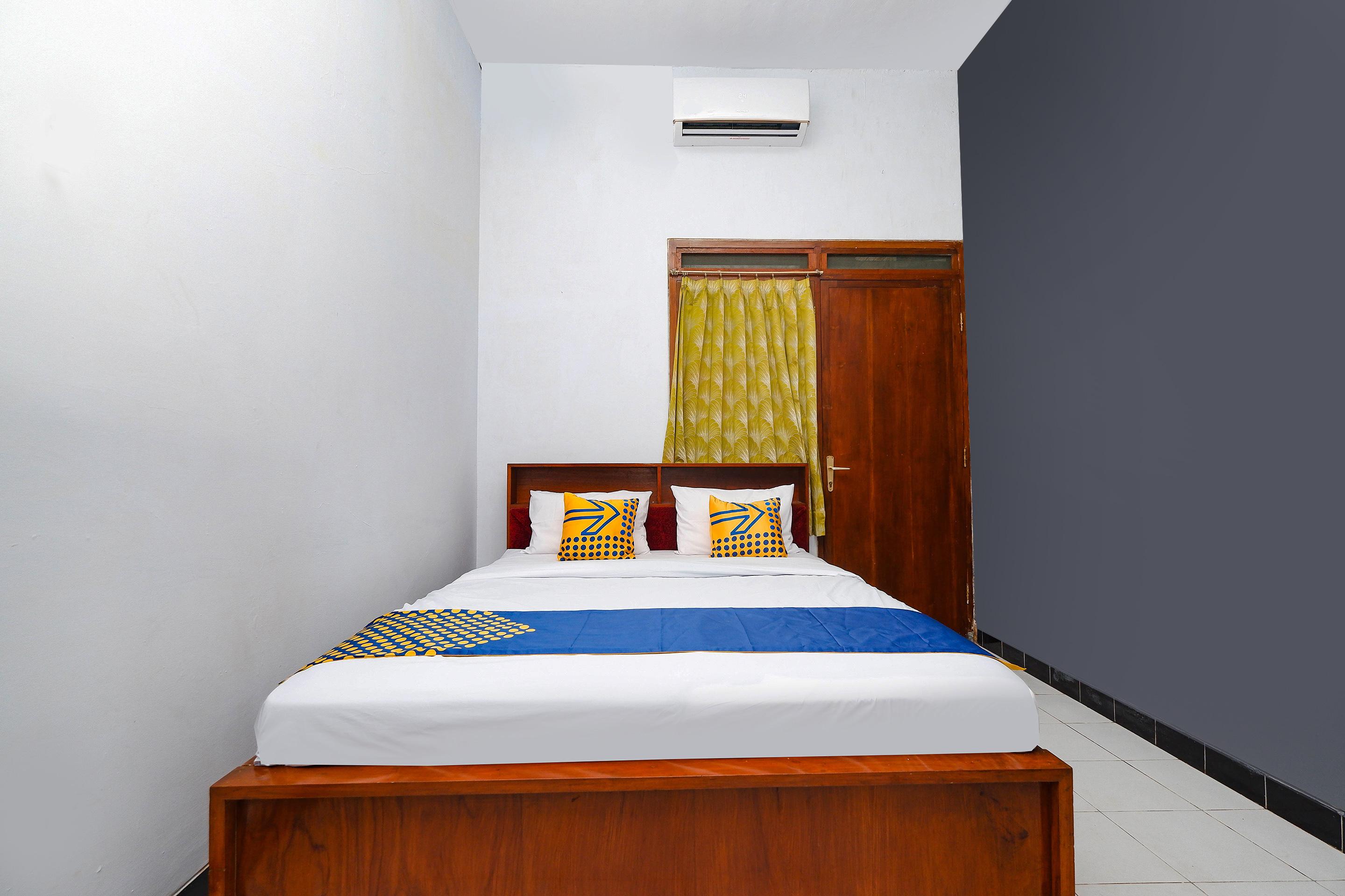 Oyo 2240 Simpang Tujuh Residence Kudus Екстериор снимка