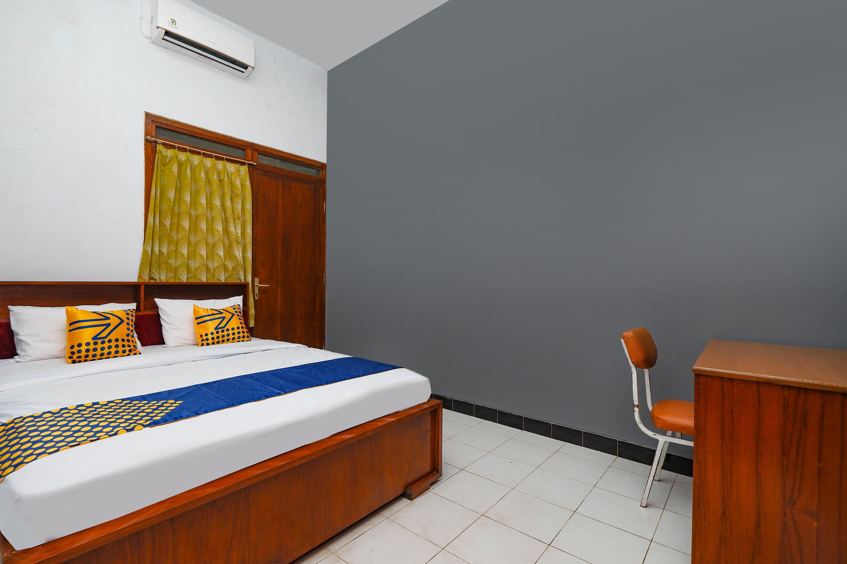 Oyo 2240 Simpang Tujuh Residence Kudus Екстериор снимка